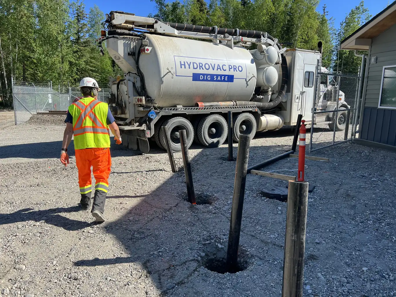 Hydrovac Pro daylighting utilities for an Alaska client