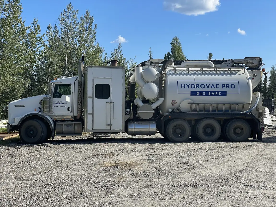 Tornado F4 hydrovac truck with Hydrovac Pro Dig Safe branding